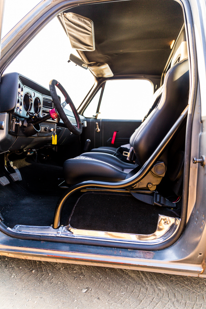 Illustration for article titled This 640 HP Z06-Swapped 1986 Chevrolet C-10 Pickup Is An Ideal Shop Truck